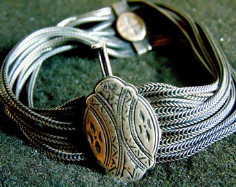 The Yellow Bee Bracelet in Platinum main image 0