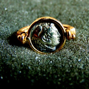 18k Gold Signet Ring,Solid Gold 750 Ring,Alexander the Great Ring,Ancient Coin Ring,Coin Signet Ring,Warriors Ring,Artisan Jewelry,Greek Art