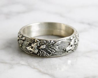Artisan Mens Wolf Jewelry, Artistic Wolf Ring Men, Cool Oxidized Fenrir Ring, House Stark Inspired