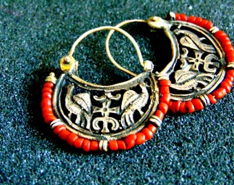 Beautiful women&#39;s dangle arrings-Silver and coral bird earrings-Byzantine dangle earrings-Ancient greek bird earrings-Artisan jewelry-