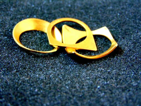 Beautiful 18k gold geometric rings-Set of three g… - image 5