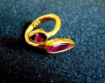 Stunning 22k gold and pink tourmalines ring-Women's gold 916 ring-Gemstone gold ring-Tourmaline women's ring-Artisan jewelry-Greek art
