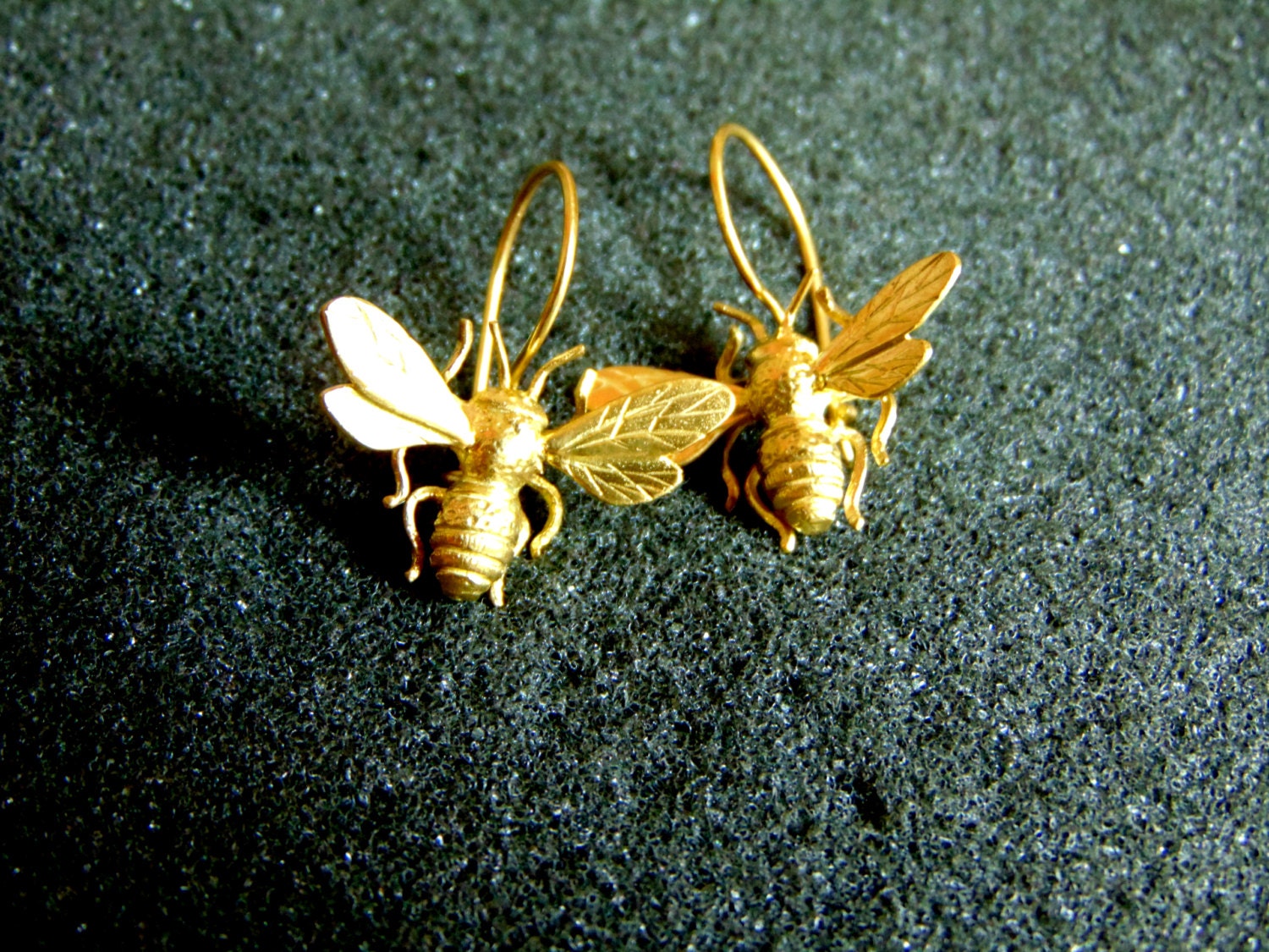 Enamel Antique Gold Honey Bee Earrings Dangle Insects Jewelry Gifts for  Women