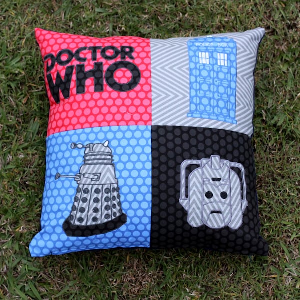 A granel apliques Pack x4 Doctor Who bordado patrones de diseño de máquina Vintage Dalek Tardis Cyberman Dr logotipo 5 x 7 John Pertwee años 70