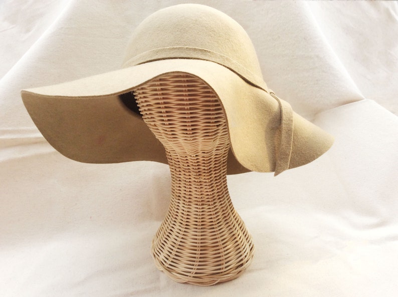 Handwoven Rattan Head Mannequin - Natural Woven Hat & Wig Display