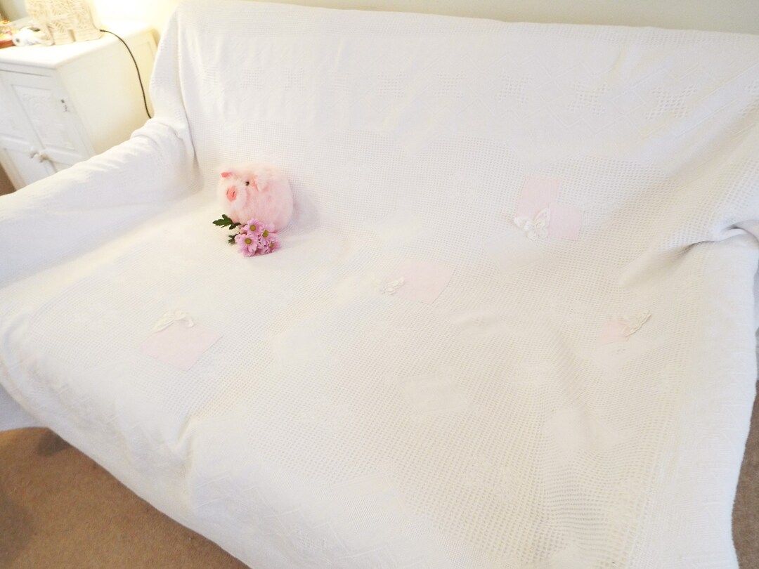 Antique French White Bedspread Provencal 1920s Throw Quilt Coverlet Blanket French Vintage Bed