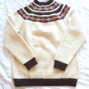 Handgestrickter fair isle Wolle Pullover Handgestrickter fair isle Pullover Rosa brauner fair isle Wolle Pullover Handgestrickter Pullover