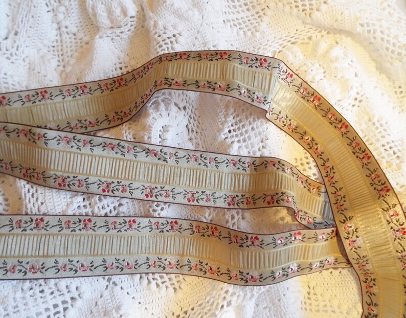 5m Luxurious French upholstery braid Champagne and pink roses braid French passementerie New unused vintage cushion trim