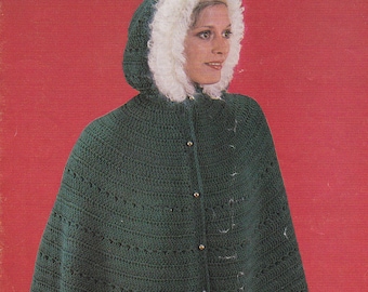Reversible 90s Wool Blend Cape in Beige/black With Attached Reversible 90s Wool Blend Cape in Beige/black With Attached