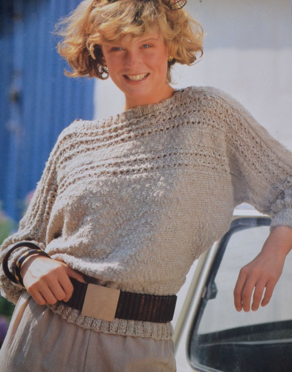 トップス UND VINTAGE LIKE HANDWRITING OVER KNIT mqdefault.jpg