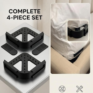 以下が含まれることがあります： 黒いベッドライザーの4ピースセット。セットには、2つのコーナーライザーと2つの小さなピースが含まれています。画像には、使用中のライザーのクローズアップも表示されており、「No Slips」と「Easy Install」というテキストが表示されています。