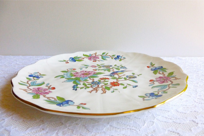Aynsley Pembroke Bird & Florals Round Scalloped Cake Plate - Thumbnail 3