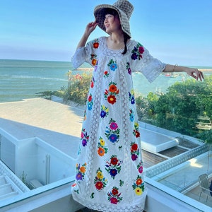 White dress with colorful embroidery online