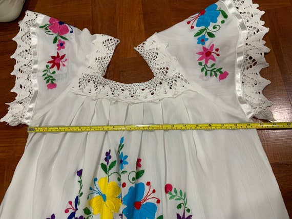 Vintage Mexican hand embroidered white  dress, cr… - image 8