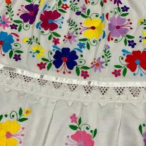 Vintage Mexican hand embroidered white dress, crochet ethnic embroidery big flower floral hippie boho Mexico image 5