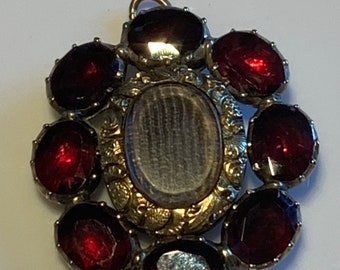 A Georgian Garnet Mourning Pendant