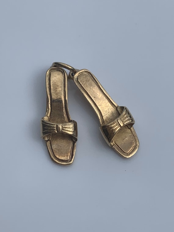 Dancing Shoes Charm 9k Gold