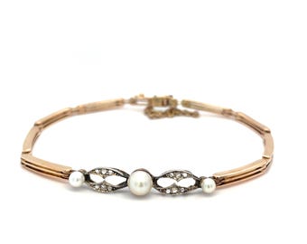 An Edwardian Diamond and Pearl Bracelet