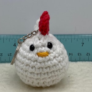 Handmade Amigurumi Chicken Keychain - Cute Farmhouse Charm On-the-Go, farm lovers, chicken lovers, rustic, farmhouse
