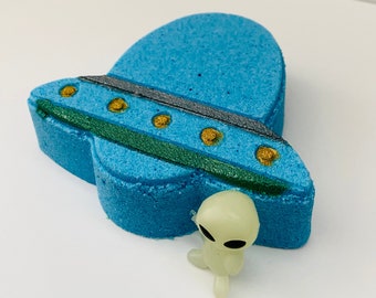 UFO Alien Toy Surprise Bath Bomb