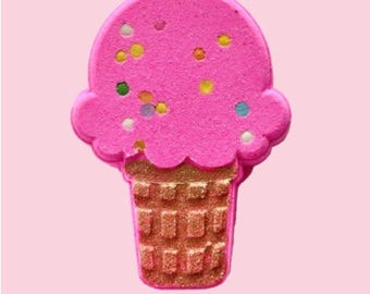 Bubblegum Ice Cream Bath Bomb