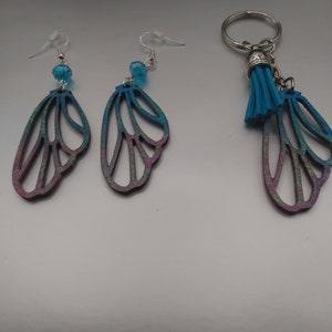 Wood leaf earrings