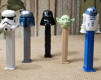 r2d2 pez dispenser