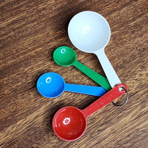 Vintage Plastic Nesting Measuring Spoons Vintage Childrens Measuring Spoons  1950s Colorful Baking and Cooking Spoon Set 