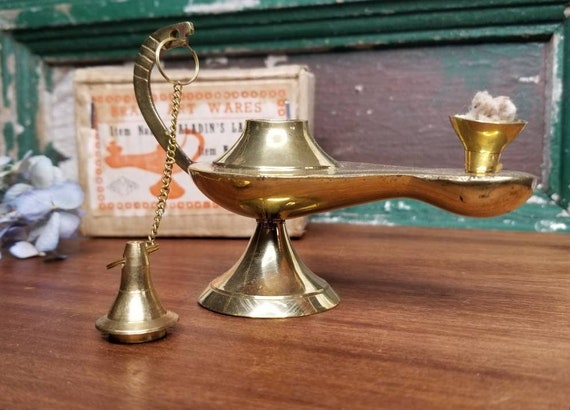 Vintage Brass Aladin Lamp Brass Genie Lamp Made in India Artmark Brass  Genie Oil Lamp Vintage Brass Decor 3.5 X 5 -  Israel