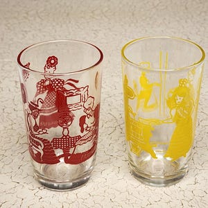 Vintage Hazel Atlas Swanky Swigs: Red & Yellow Juice Glasses