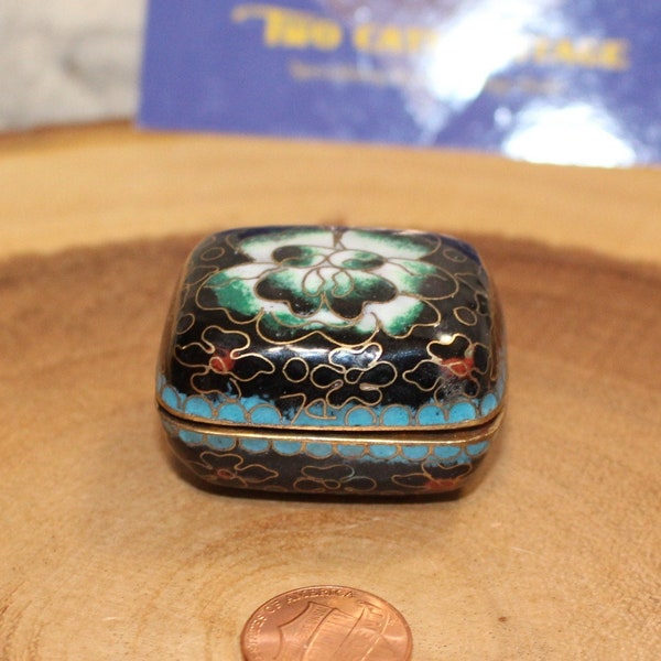 Vintage Teal and Blue Cloisonne trinket box jewelry case jar bowl dish flowers brass