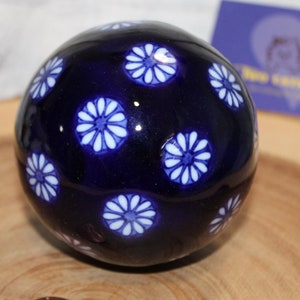 Decorative Round Blue and White Porcelain ball, Carpet Ball