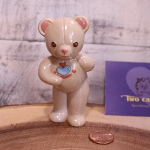 Vintage Teddy bear, Americana Collection Teddy Bear Figurine Heart, The Franklin Mint, 1991