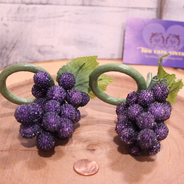 Beautiful Set of 2 Vintage Purple Beaded Grape Cluster Napkin Ring Holders, Set of Two, Table Decor