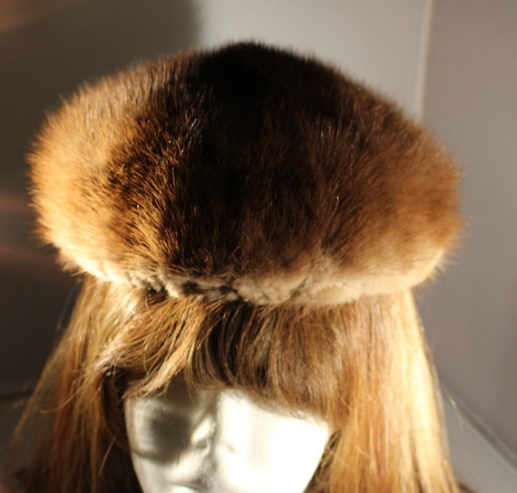 GWENN PENNINGTON Exclusive 1950's Vintage Dark Min