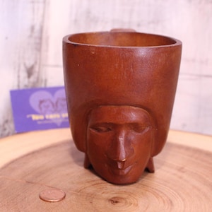 ヴィンテージ ウッドフェイスマグ ブラウンウッド、彫刻されたフェイス
