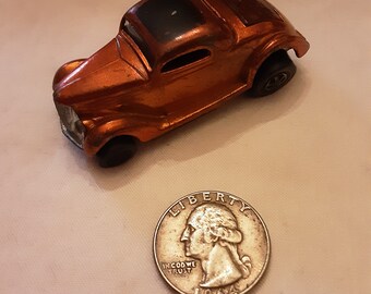 Vintage red line 32 Ford coup