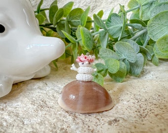 Sea urchin snowman miniature ornament, snowman collectible, cowrie shell ornament, snowman ornament, beach Christmas, gift mom