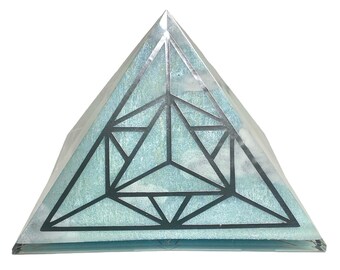 8-Sided Cheops Orgone Pyramid - Clouds/silver Merkaba