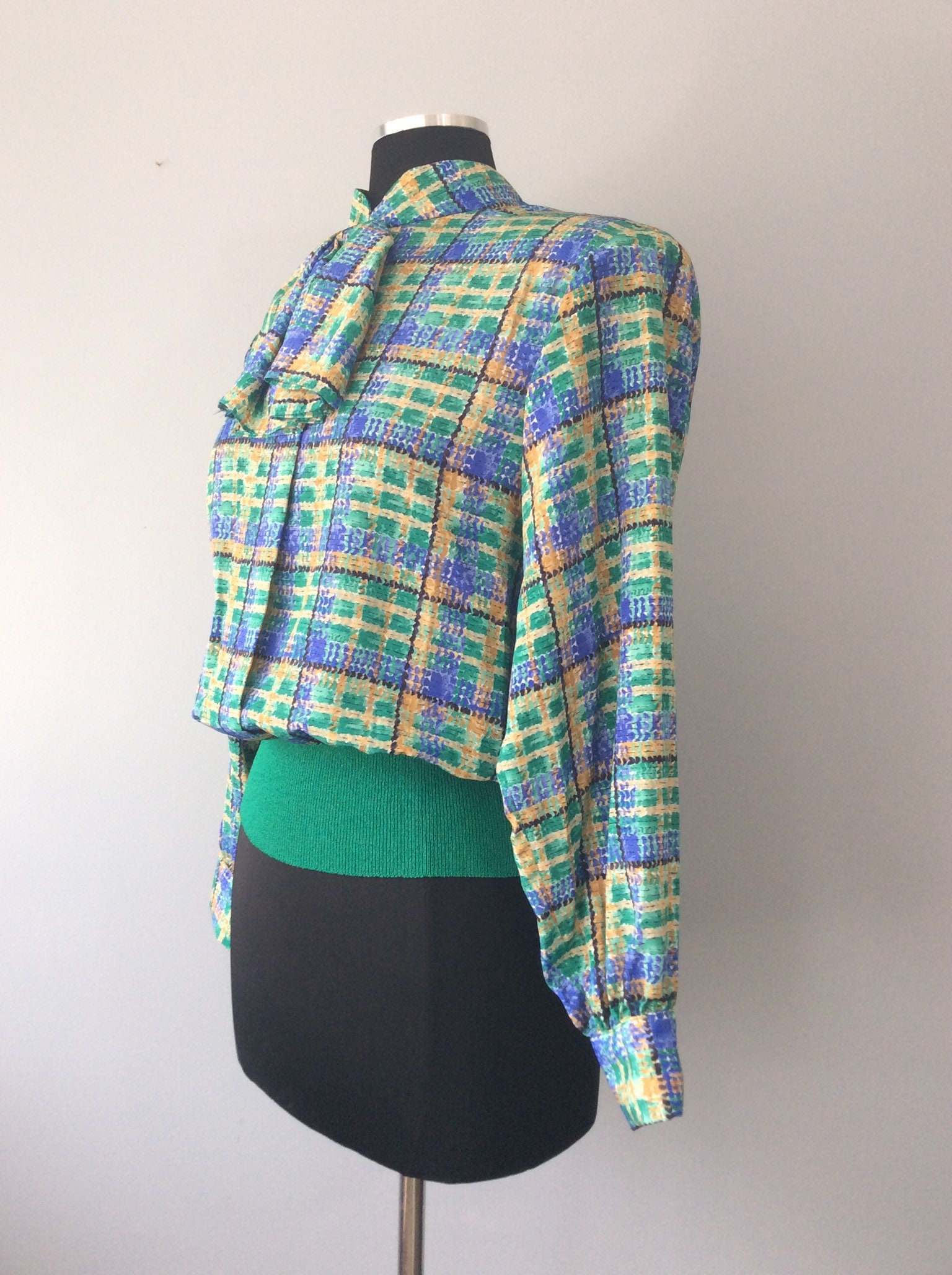 1980s Vintage Castleberry Plaid Silky Pussy Bow Blouse woth | Etsy