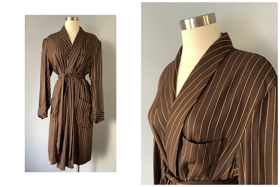 1950s Vintage Smoking Jacket | Robe | Wrap Dress