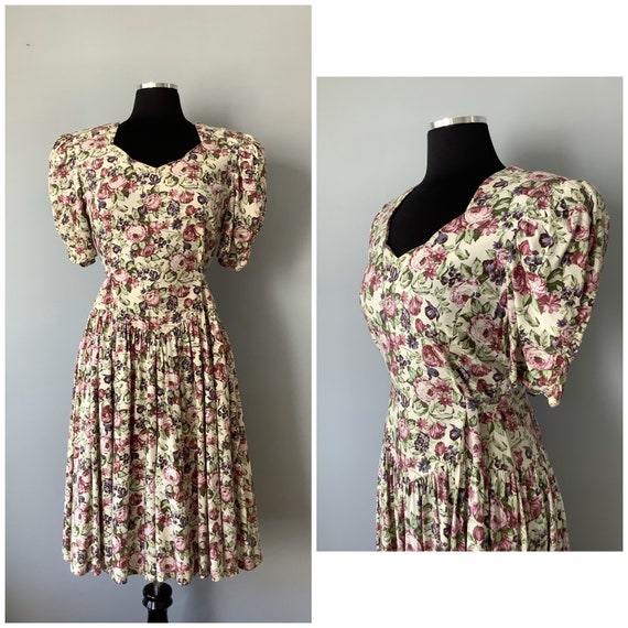 1980s Vintage Sweet Rose Print Dress