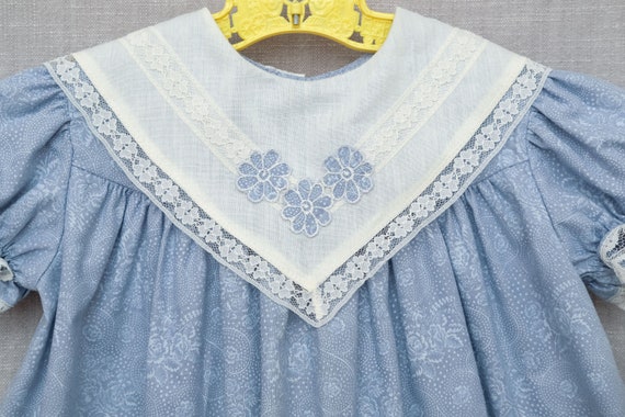 2T: Vintage Blue Floral Print Dress, Lace Trimmed… - image 3