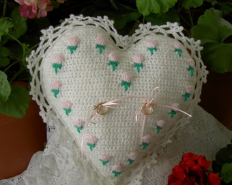 PDF Rosebud Ringbearer's Pillow crochet pattern-Wedding accessory