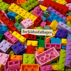 Lego 100 pieces sale