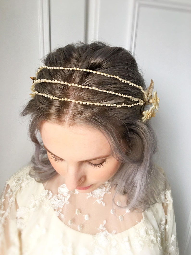 Wedding Tiara 1920s Bridal Headpiece Vintage 1920s Tiara Wax Flower Headdress Flapper Girl Headpiece Beautiful and Original.