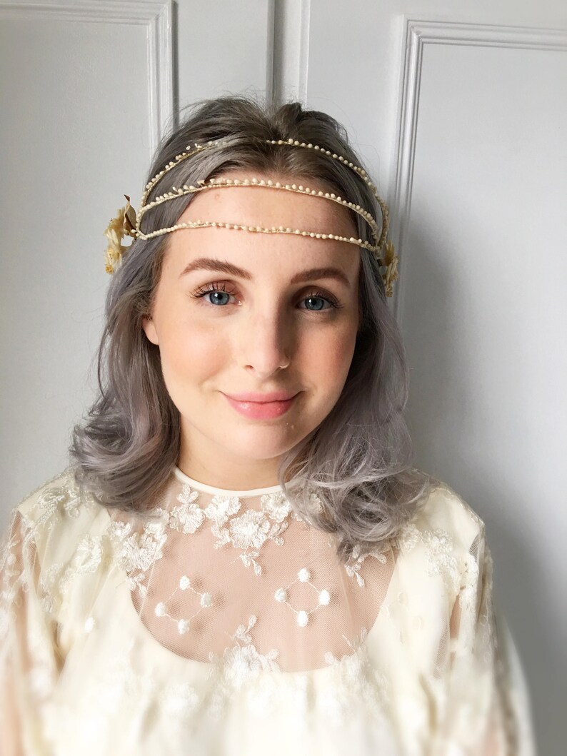 Wedding Tiara 1920s Bridal Headpiece Vintage 1920s Tiara Wax Flower Headdress Flapper Girl Headpiece Beautiful and Original.