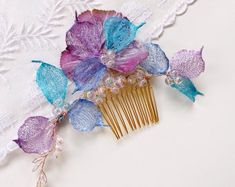 Flower comb. Purple Blue floral comb. Delicate Hair Accessory. Bridal Hair Comb.