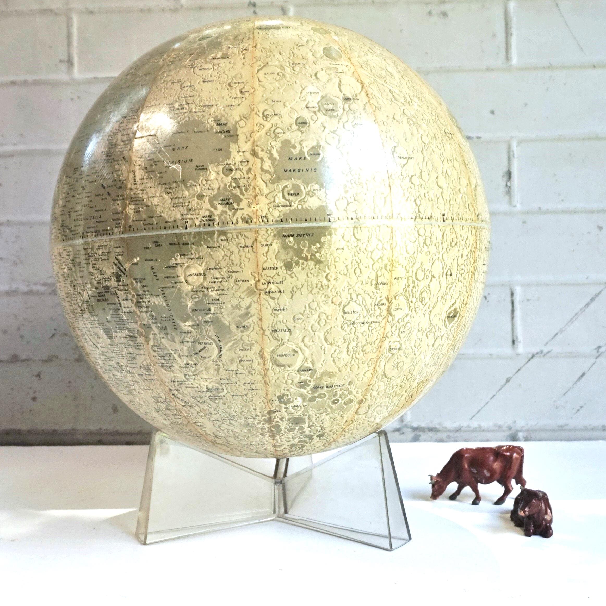 Moon Globe/Rare Good Condition Vintage Beauty Plastic Base