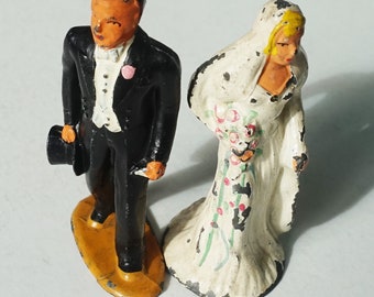 Barclay Bride and Groom / Vintage Iron / American Made Toy / 2 Figures